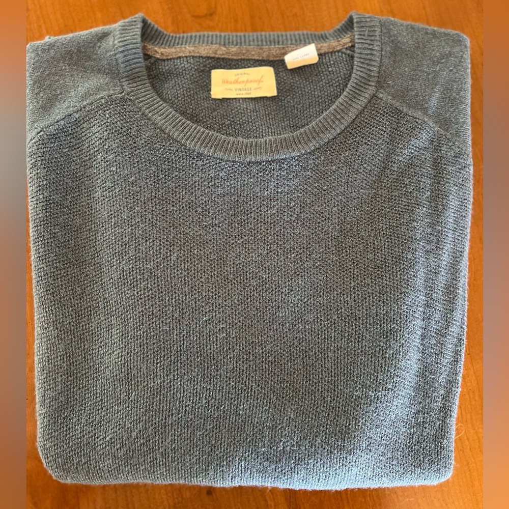 Men’s Weatherproof Vintage XXL crewneck denim blue sweater.